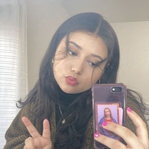 Meet your Posher, Diana